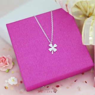 JEWELLYN Clover Necklace