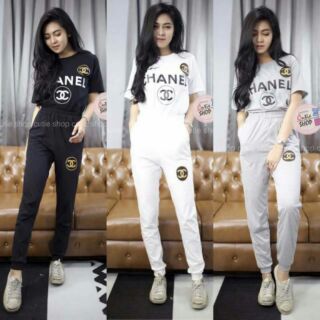 เสื้อแขนสั้นกับกางเกงขายาว สกรีน chanel เพิ่มความสปอร์ตด้วยปลายขาจั้ม งานนี้ต้องจัดดดด ขายดีตลอดกาล!

มี 3 สี