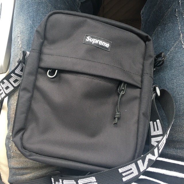 supreme ss18 black shoulder bag