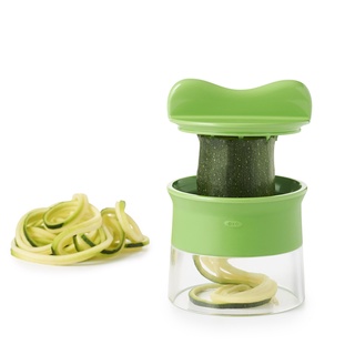 OXO ที่สไลด์ผัก เป็นเส้นสปาเกตตี้ l Hand-Held Spiralizer ของแท้ 100%