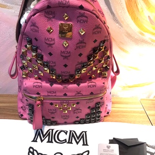 USE like new MCM Medium Stark Studded Backpack M  อุปกรณ์ การ์ด ถุงผ้า