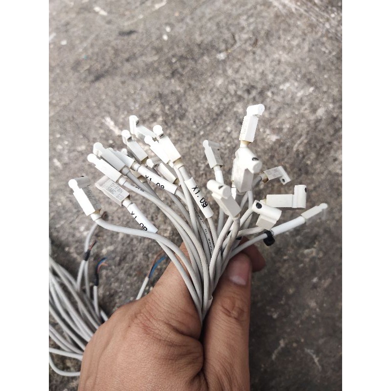 Reed Switch Sensor   💥SMC💥Modol : D-F8Nมือสอง