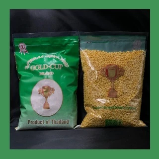 ถั่วซีก ถั่วเขียวซีกเลาะเปลือก ไม่ผ่านการรมยาฆ่าแมลง 500กรัม Peeled-split mung bean, moong dal