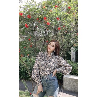 เสื้อแฟชั่นลายดอกไม้