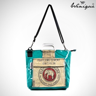 Messenger bag with handle กระเป๋าสะพายข้าง แบบถือได้ ลายช้างแดง ขนาด 34*29*9 ซม. (A021)