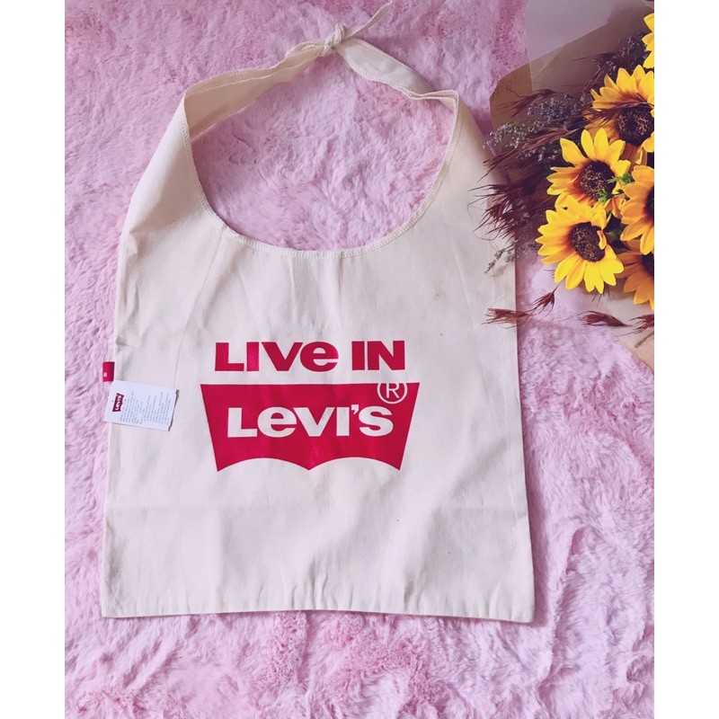 กระเป๋าผ้าแบรนด์ Levi’s แท้ สีครีม