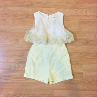 ((พร้อมส่ง)) Jumpsuit sretsis สีเหลือง