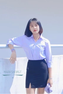 เสื้อนักศึกษาผู้หญิงแขนยาว ถูกระเบียบ ทรงเข้ารูป คุณภาพดี