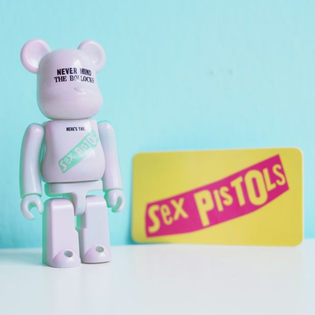 bearbrick sex pistols