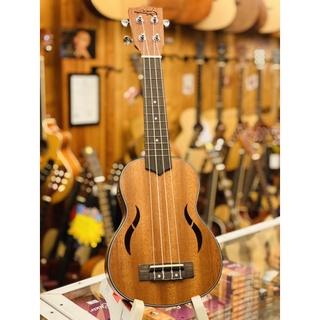 ❤️❤️Ukulele ยี่ห้อ Overspeed รุ่น Sopranaขนาด21 นิ้ว งานจริงสวยมากค่ะสินค้าถ่ายจากรูปจริงๆนะคะการันตีด้วยแบรนด์💋💋