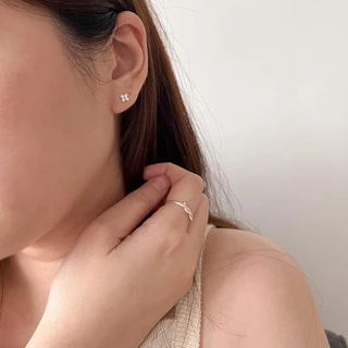 A.piece ต่างหูเงินแท้ [all silver 925] Blossom stud earrings