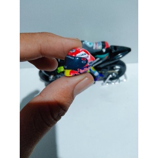 หมวกกันน็อค Marc marquez ขนาดเล็ก 1:18 เครื่องชั่งน้ําหนัก