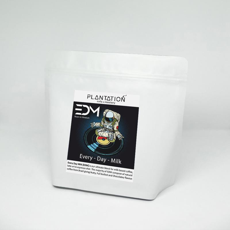 เมล็ดกาแฟ คั่วกลาง - เข้ม  EDM Every Day Milk 250g. (Espresso)