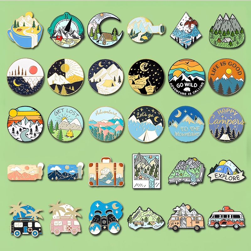 เข็มกลัดท่องเที่ยว Field Crossing Hiking Scene Snow Scene Mountain Pin Peak Alloy Accessories เข็มกลัดป้าย Lapel Pins