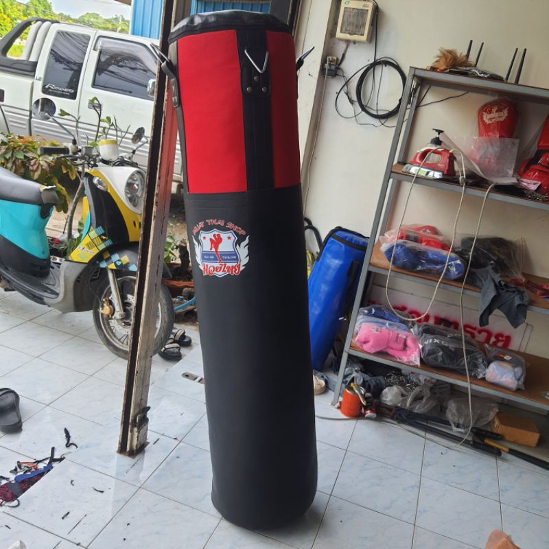 กระสอบหนังครึ่งใบแดงดำ180cm(กระสอบไม่บรรจุ)หนังแซนวิดอย่างหนากรุผ้าd600 2ชั้นแขงแร็งทนทาน สำหรับมืออาชีพ ตอกกระดุมสแน็ป ราคา ถูกที่สุด ดีลบีเคเค