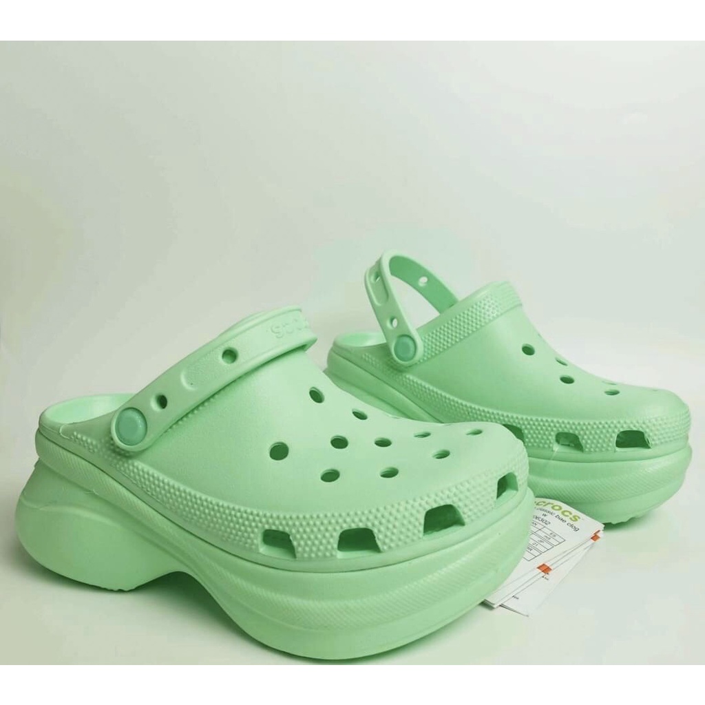 รองเท้า Crocs classic bae clog คละสี