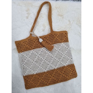 กระเป๋าถัก สีกาแฟ-ขาว hand made น่ารักมาก