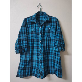 ส่งต่อเสื้อเชิ้ตมือสองราคาถูก