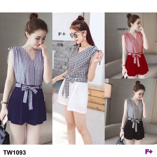 TwinsShopVip💗พร้อมส่ง TW1093 Set 2 ชิ้น เสื้อลายสก๊อตผูกโบว์ไหล่+กางเกงขาสั้น