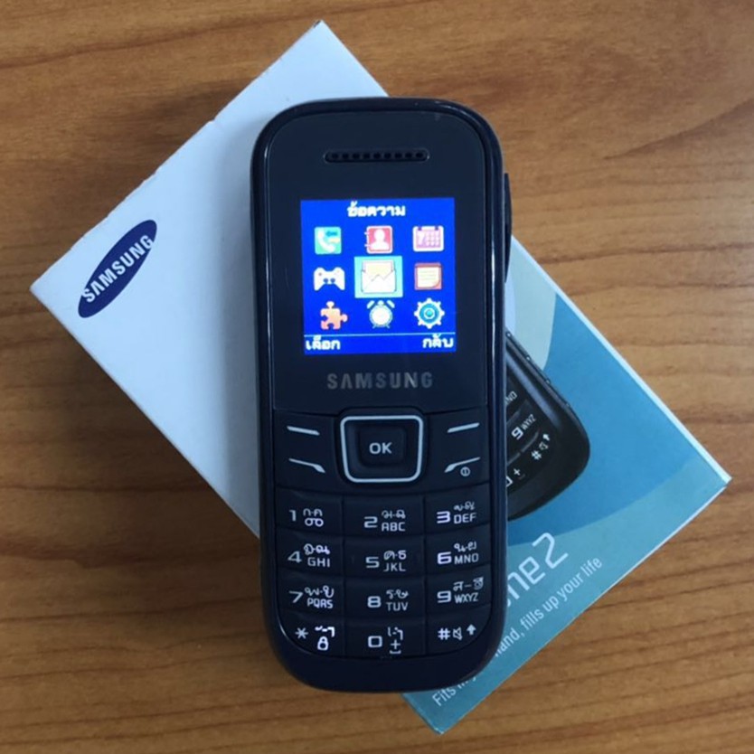 Samsung Hero 1200 ใหม่แท้ โทรศัพท์มือถือเก่า ปุ่มโทรศัพท์ โทรศัพท์มือถือของนักเรียน