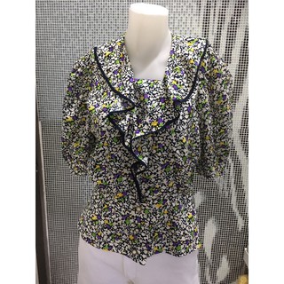 เสื้อลายดอกแขนตุ๊กตา วินเทจ Chalet Blanc มือสอง