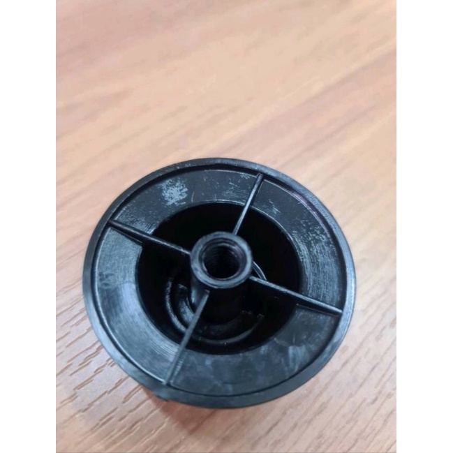 0000014 ฝาล็อคใบพัดลม  คุณภาพ ฝา ฝาใบพัดลม 12”14”16”18” ทั่วไป พลาสติกเหนียวขันแน่น(เทียบใช้)