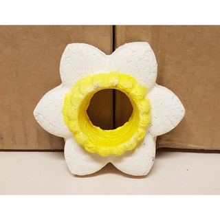 (ของใหม่) Lush Singing Daffodil Reusable Bubble Blower 75g