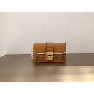 GRETL CROSSBODY IN VESETOS LEATHER BLOCK