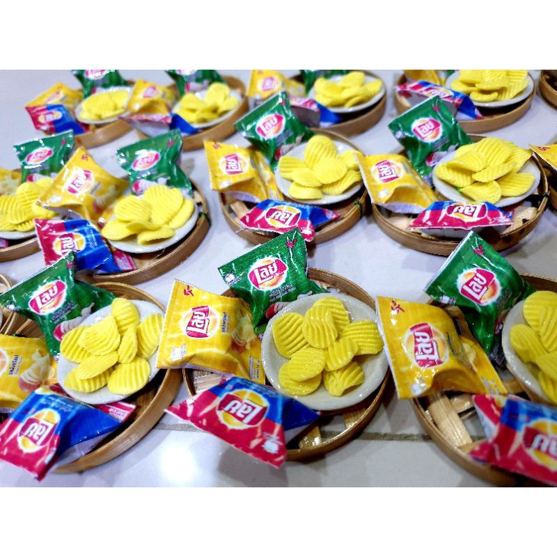 งานปั้นขนมเลย์จิ๋ว ใช้ถวายกุมารเทพหรือใช้เล่นกับตุ๊กตาได้ - รูปที่ 2