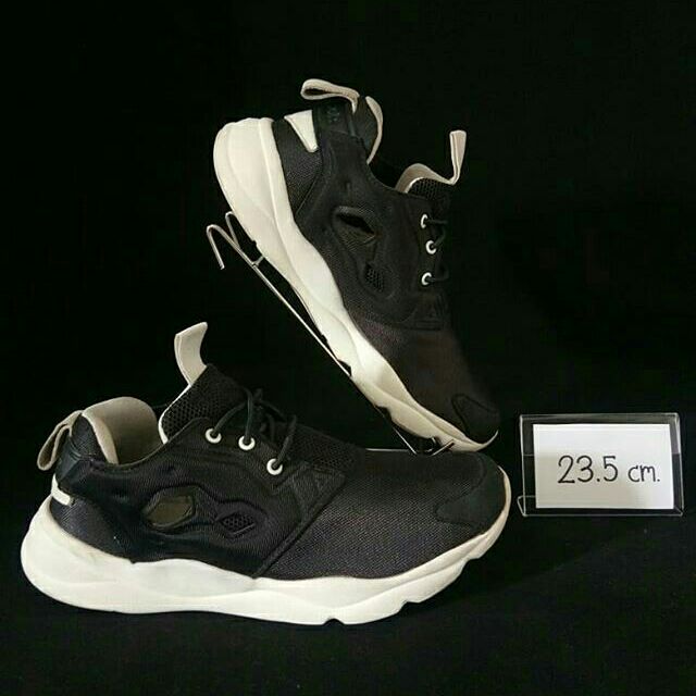 รองเท้า Reebok มือสอง ของแท้