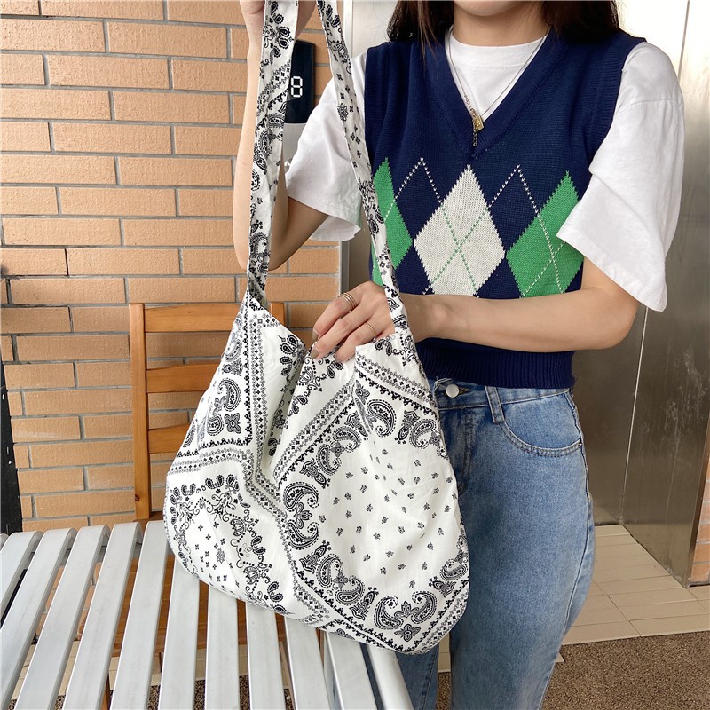 C103 ส่งจากไทย กระเป๋าสะพายผ้าทิ้ง น้ำหนักเบา น่ารักสุดๆ ขนาด 17 นิ้ว ราคา ถูกที่สุด ดีลบีเคเค แกลเลอรีภาพที่ 3