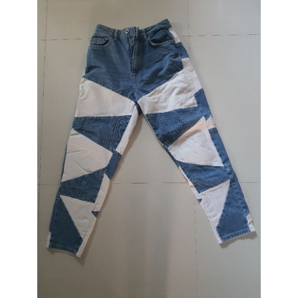 กางเกงยีนส์ทรง mom ยี่ห้อ Sfera