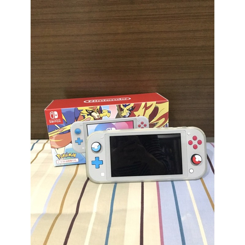 [มือสอง] สภาพนางฟ้า Nintendo Switch Lite ลายโปเกมอน