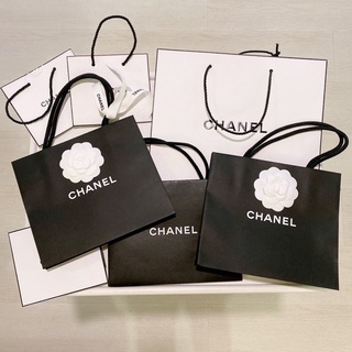 🤍CHANEL🖤 แท้เท่านั้น CHANEL PAPER BAG ขาว/ดำ 3 Size พร้อมส่ง