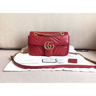 Used Gucci Marmont Mini 22 in Red