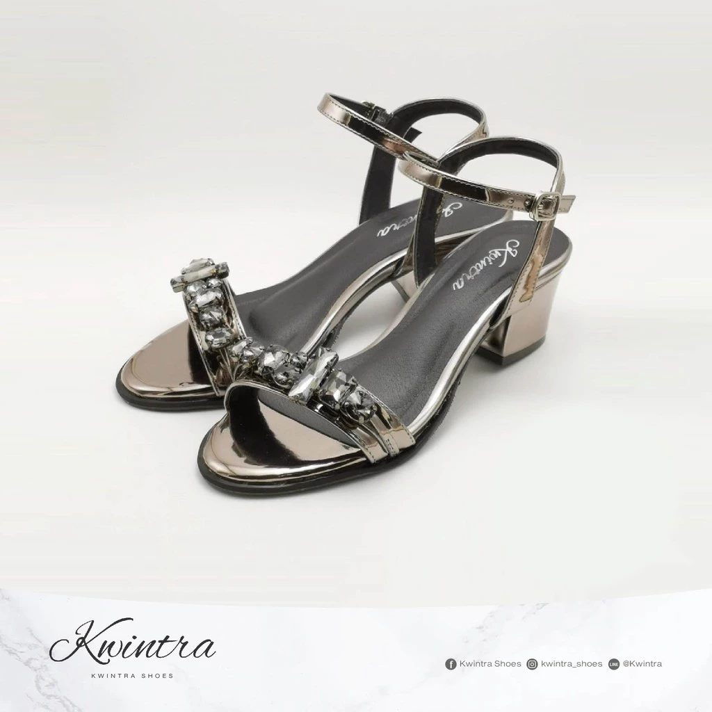 C37C26รองเท้าส้นสูงหน้าเพชร สูง 2นิ้ว (ทรงใหญ่ไม่ต้องบวกไซส์เพิ่ม) Kwintra สีเทาเมทาลิค และ สีเงิน