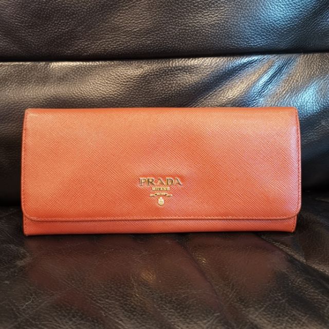 Prada.กระเป๋าสตางค์