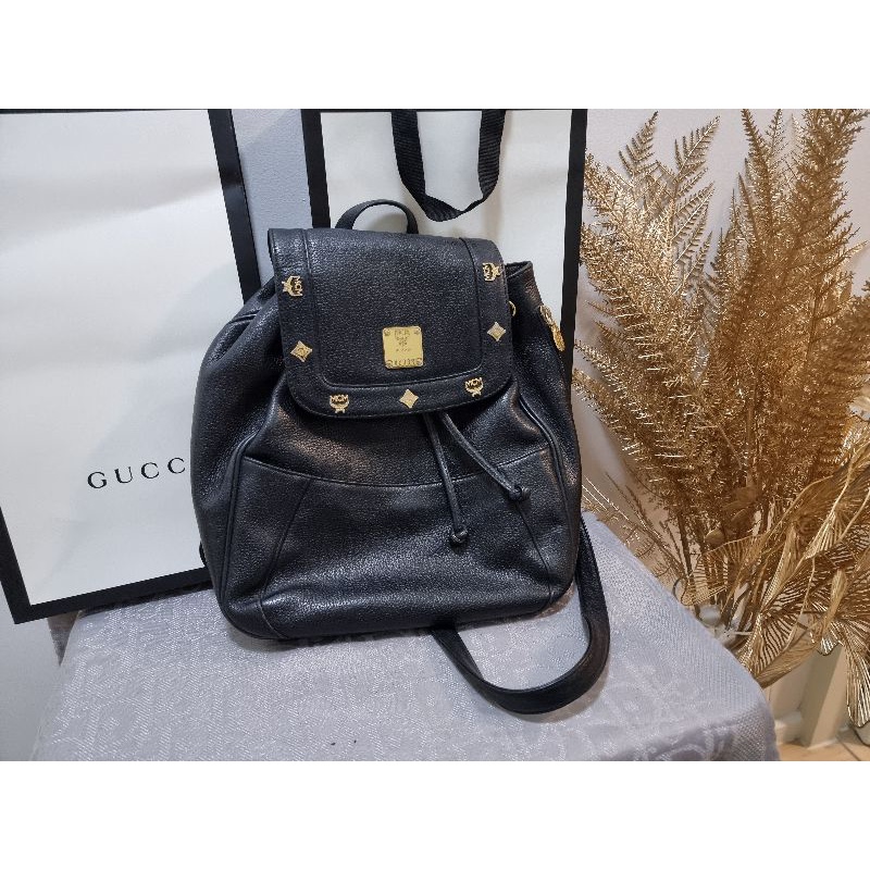 MCM Backpack  size S กระเป๋าเป้ mcm หนังสีดำทั้งใบ