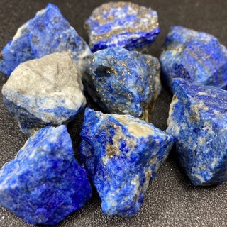 LAP08 ลาพิส ลาซูลี ( Lapis Lazuli ) เลือกชิ้นได้ หินแร่ธรรมชาติ ของแท้ รูปทรงธรรมชาติ หินสี หินนำโชค หินมงคล หินสะสม