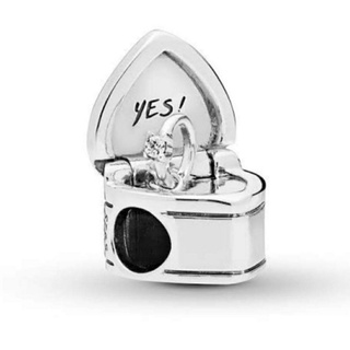 (พร้อมส่ง)*New*Pandora Logo Yes! Heart Charm