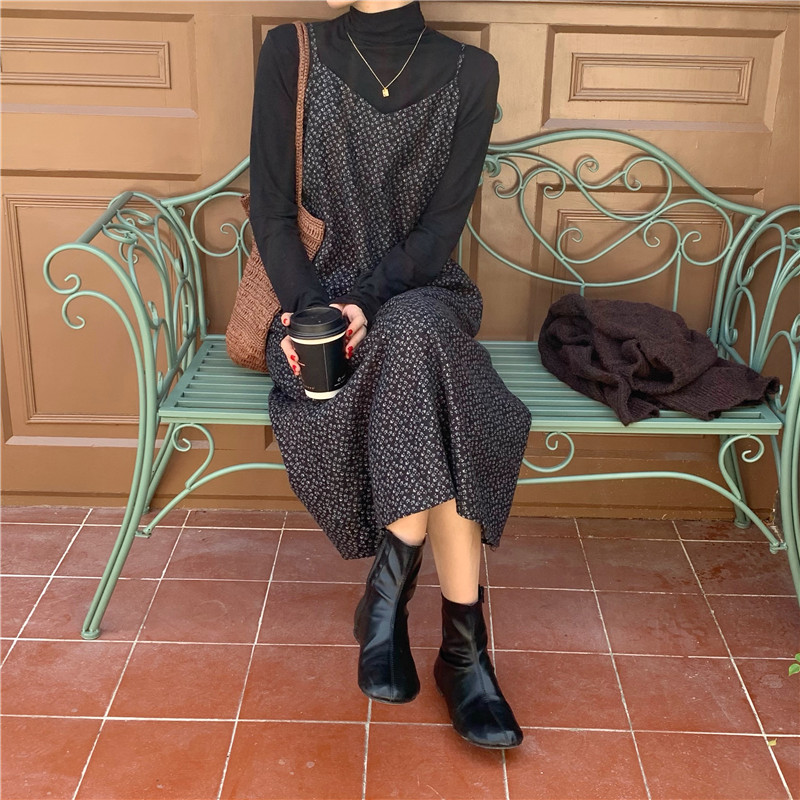 22558ชุดเดรสสองชิ้นพิมพ์ลายดอกไม้ดีไซน์คอวีน่ารักสําหรับผู้หญิง 40687