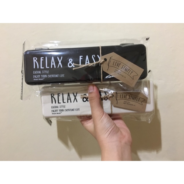 ❌พร้อมส่ง❌กล่องดินสอ20฿ moshi