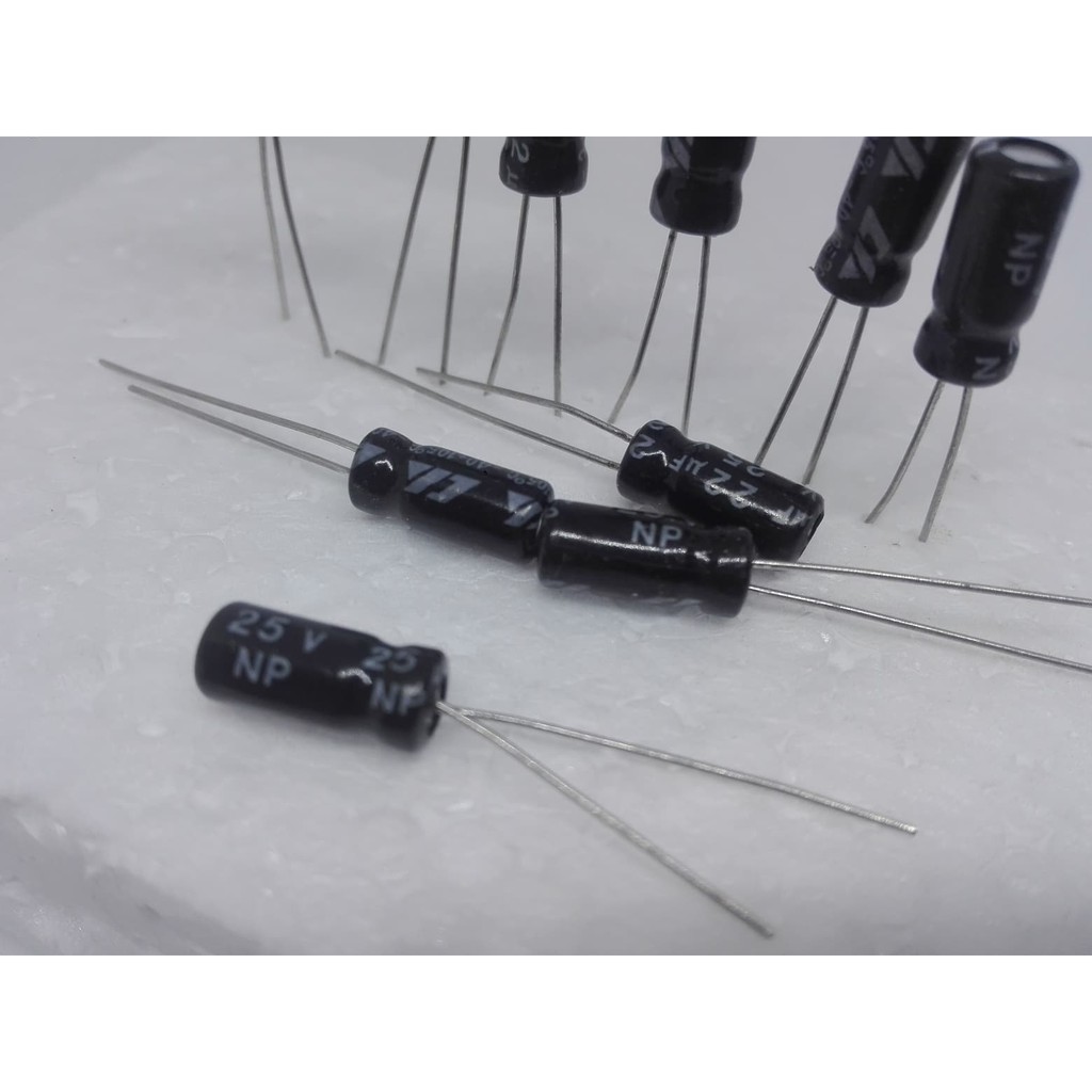 nonpolar capacitor 22uF 25V แพ็คละ10ตัว
