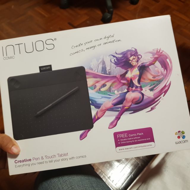 Wacom Intuos Comic – Pen and Touch Tablet