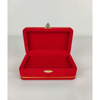 กล่องลูกฟูก กล่องไม้หมอน เสียบแหวนได้ประมาณ 15 -​20 วง / velvet ring box