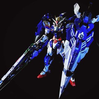 กันพลา HG Seven Swords 00r Assault Freedom Destiny Unicorn Assembly Toy