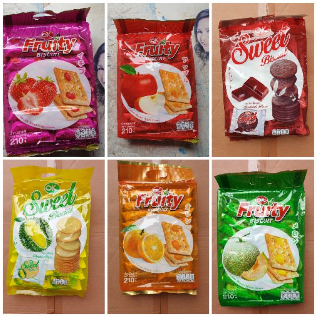 Ok Fruity Biscuit โอเค ฟรุ๊ตตี้ ขนมปังกรอบรสผลไม้ ถุงใหญ่ 210 กรัม