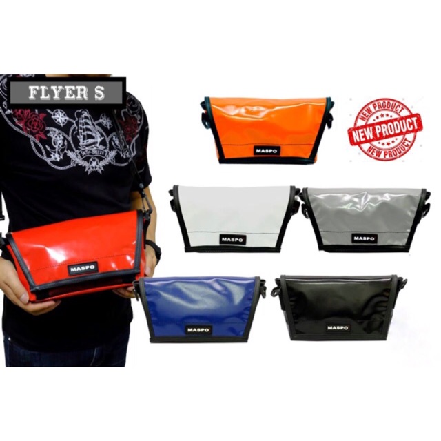 • กระเป๋าสะพายข้าง Maspo หรือจะขาดเอวก็ดูดีทั้ง 2 แบบ •