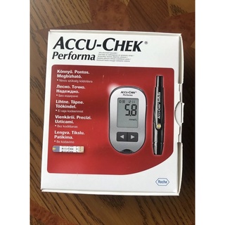 เครื่องวัดน้ำตาลในเลือด Accu Chek Performa + เข็ม 10 หลอด ของแท้100% หน่วย mmol/L