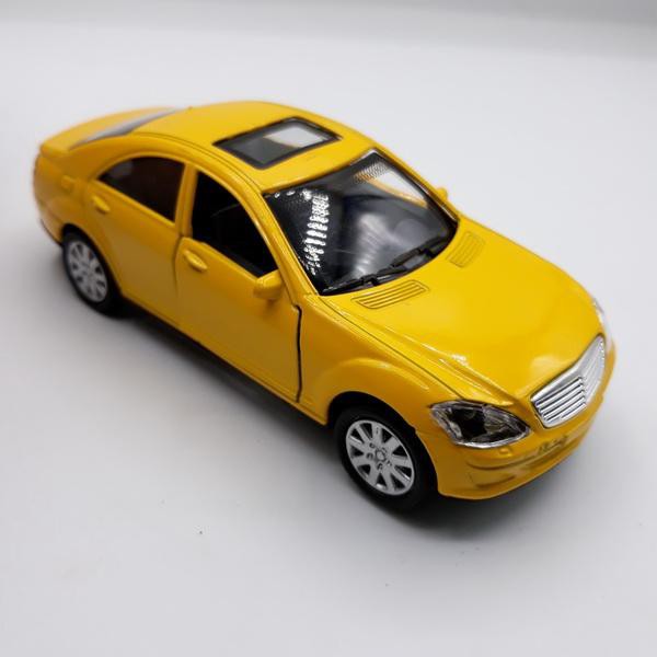 โมเดลรถยนต์ RS1320 ทำจกเหล็ก สัดส่วน 1:32 ประตู ฝากระโปรง เปิดปิดได้เหมือนจริง มีเสียงมีไฟ ล้อฟรีRS1